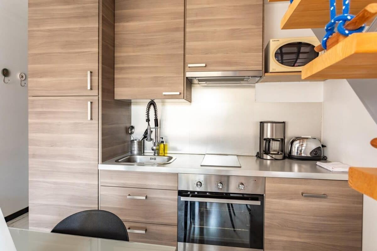 Le Capucin - Petit Duplex Avec Place De Parking Dinard Esterno foto