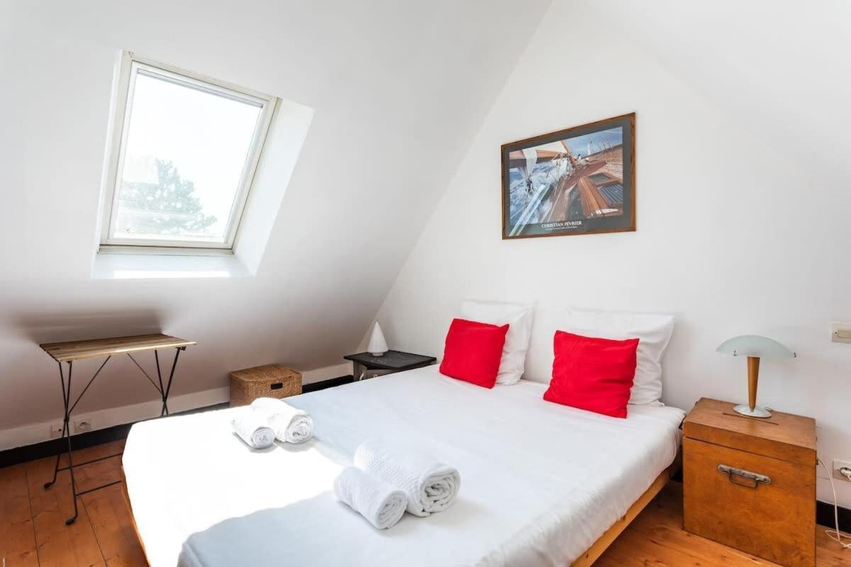 Le Capucin - Petit Duplex Avec Place De Parking Dinard Esterno foto