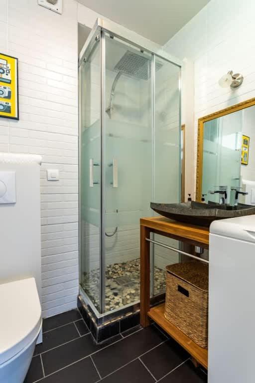 Le Capucin - Petit Duplex Avec Place De Parking Dinard Esterno foto