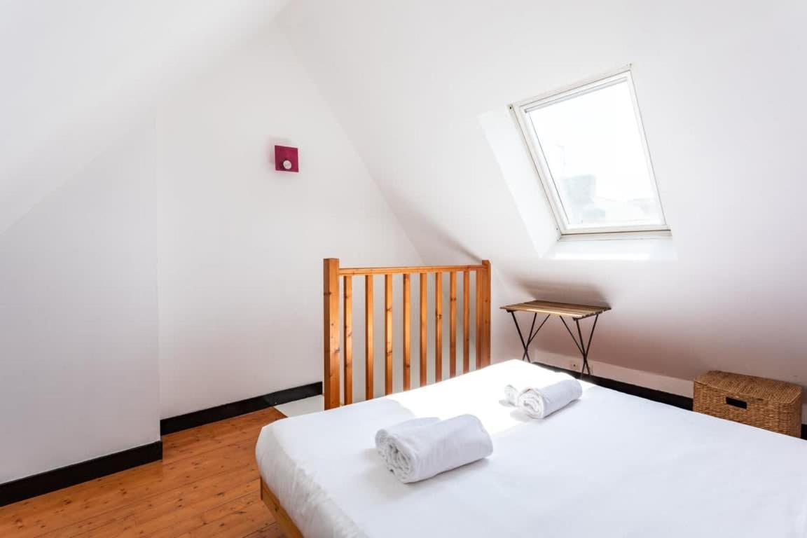 Le Capucin - Petit Duplex Avec Place De Parking Dinard Esterno foto