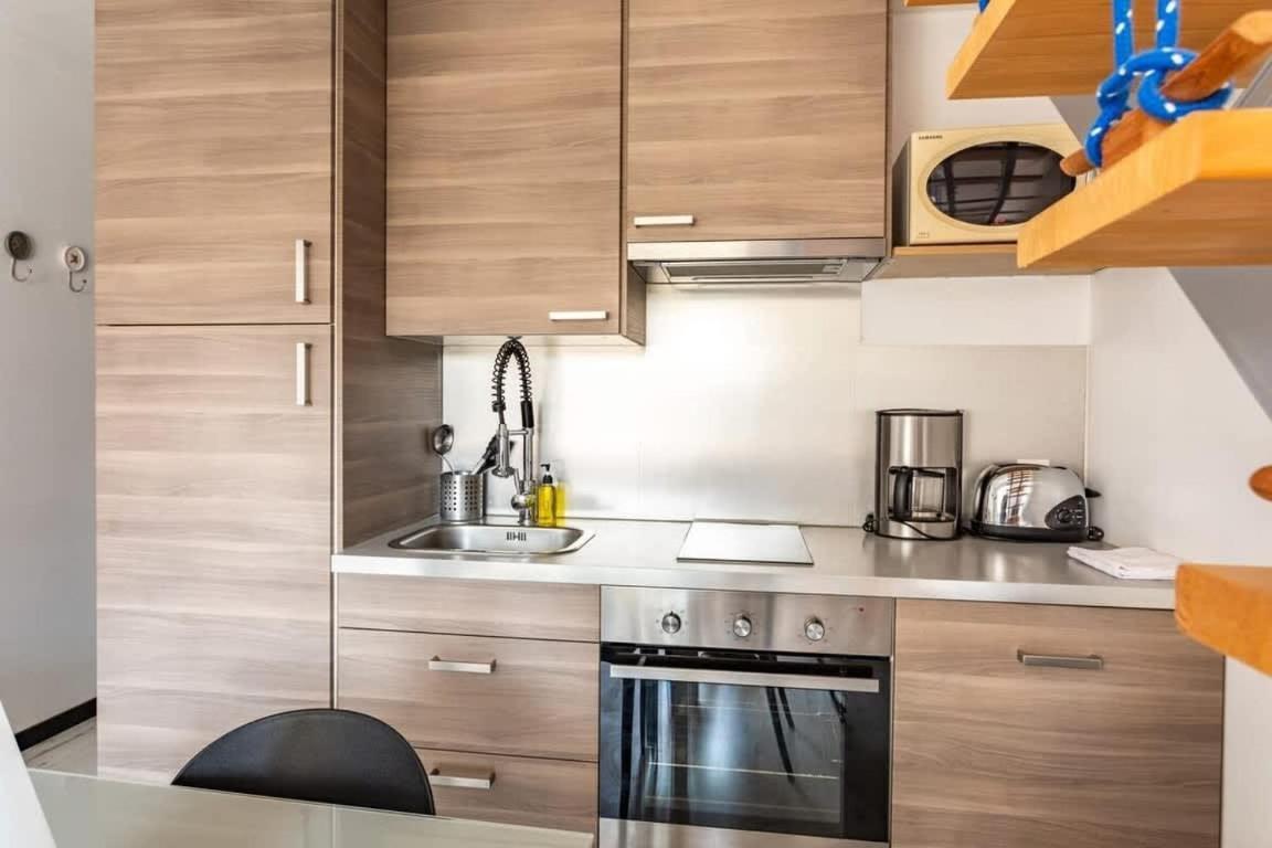 Le Capucin - Petit Duplex Avec Place De Parking Dinard Esterno foto
